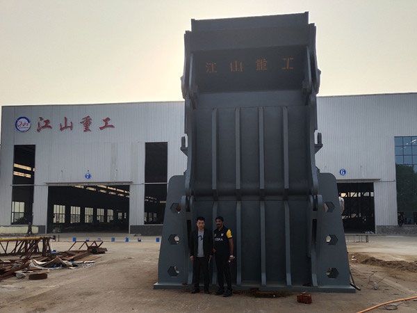废钢废铝破碎机
